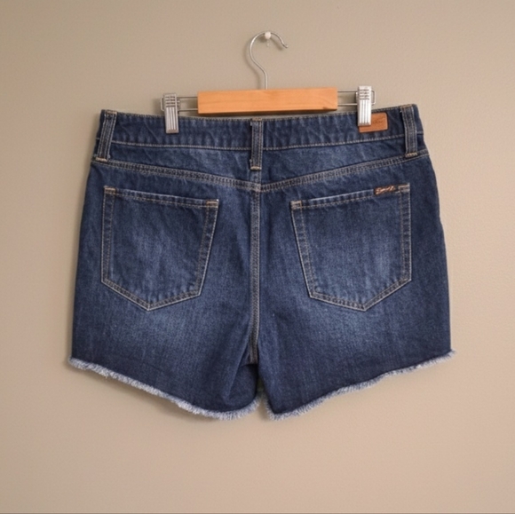 Seven7 | Classic High-Rise 100% Cotton Denim Shorts - Size 10 - Picture 2 of 2
